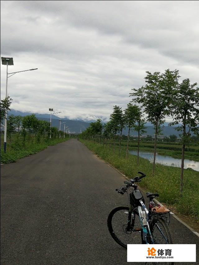 1般自行车平时的车速是多少？1辆普通山地自行车1般能骑多快？