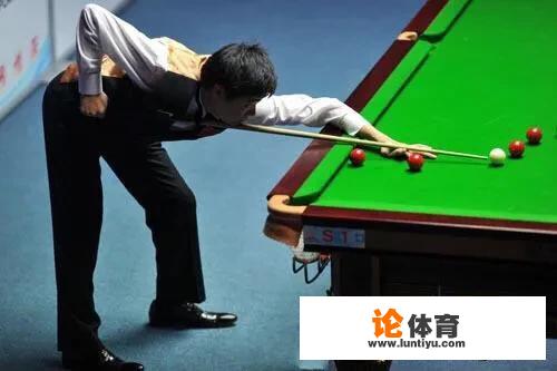 练台球是要注意几点，打中洞该怎样瞄准？