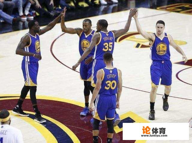 现在的NBA哪一支球队的人气最高，观众最多