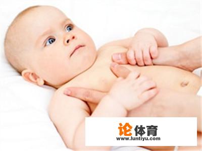 母乳宝宝吃奶，老是吃进空气，胀气这么办