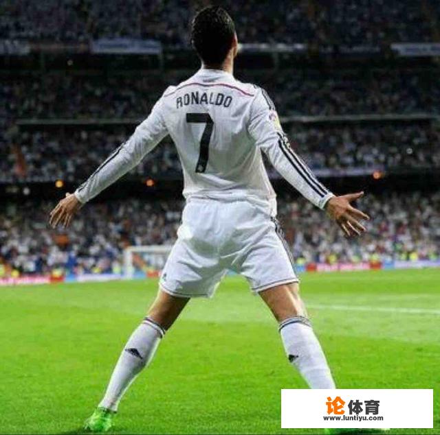 17-18赛季欧冠，巴萨VS尤文，怎么会出现3比0的比分