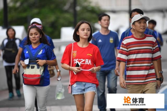 6月8日凌晨1时，中国VS菲律宾，中国球迷有多少人熬夜观看
