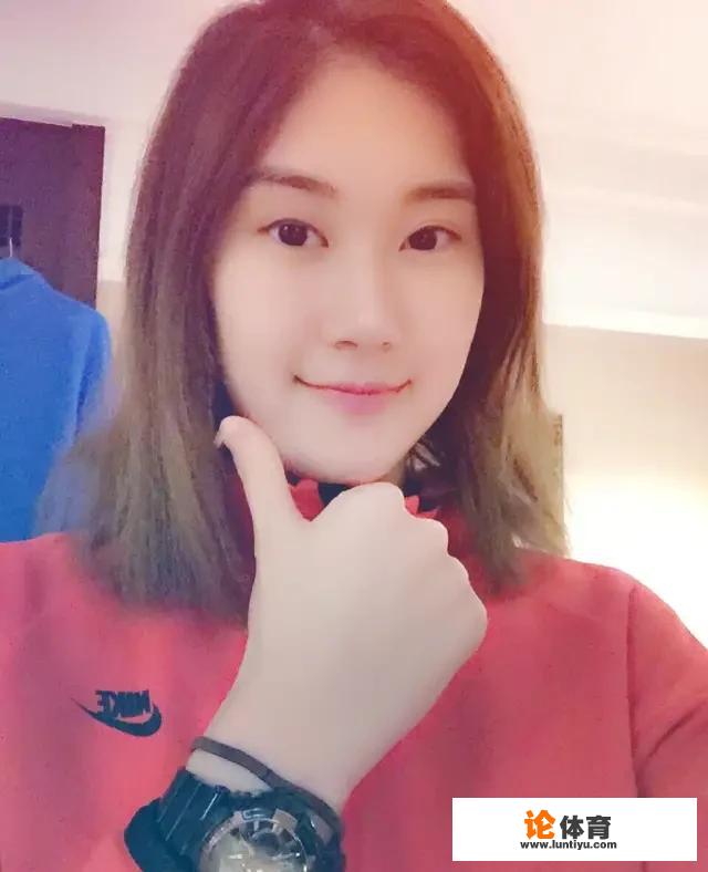 中国女篮目前主力球员都有哪些？各个位置上的佼佼者有哪里