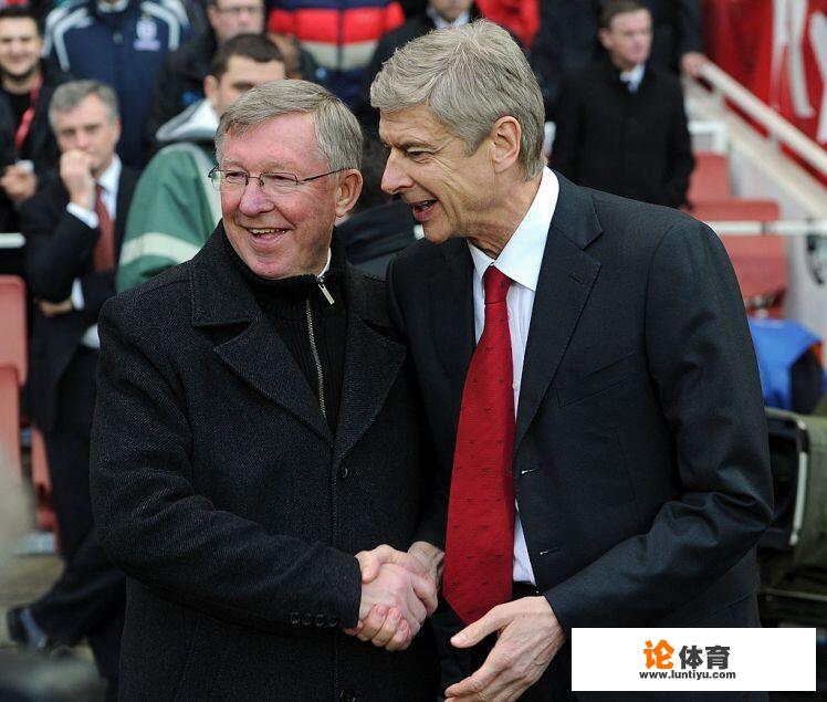 不忍直视!BR和球迷纷纷调侃:利物浦积分=曼联+阿森纳的积分总和,对此你怎么看 不忍直视!BR和球迷纷纷调侃:利物浦积分=曼联+阿森纳的积分总和,对此你怎么看