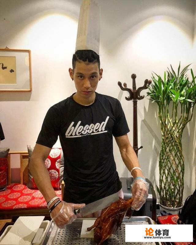 当CBA外援遇上中国美食的时候,都会有什么样的反应 当CBA外援遇上中国美食的时候,都会有什么样的反应