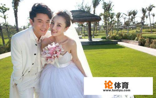 一女博士闺蜜35岁了,长的漂亮,身材也好,嫁不出去了,咋办 一女博士闺蜜35岁了,长的漂亮,身材也好,嫁不出去了,咋办