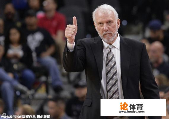 NBA 教练在场边是如何选择执行哪项战术的