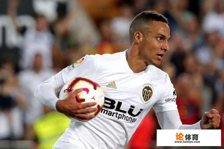 阿斯报：瓦伦西亚今夏6000万欧出售罗德里戈！错过皇萨马后，西甲还有球队买吗