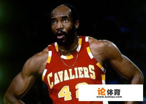 在NBA的历史上，单场轰下“四双”的表现到底有多惊艳