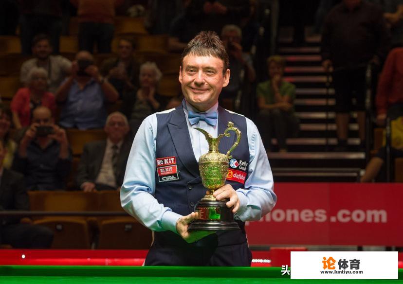 周星驰电影龙的传人中的韦德真的是台球冠军吗 周星驰电影龙的传人中的韦德真的是台球冠军吗