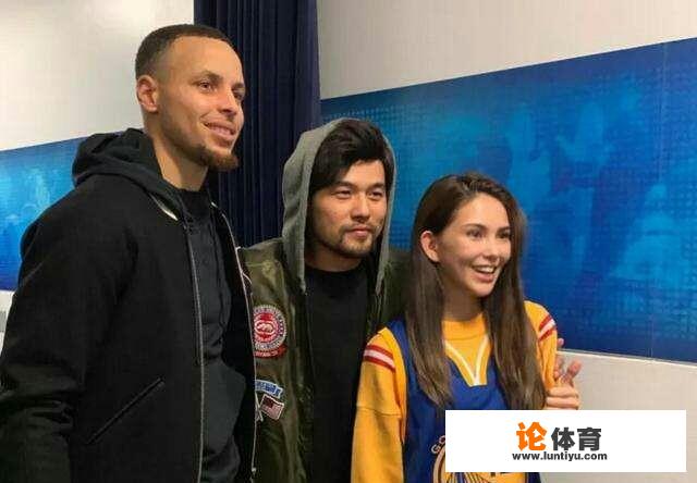 周杰伦夫妇ins晒出与库里合照，国内有哪些明星还是NBA粉