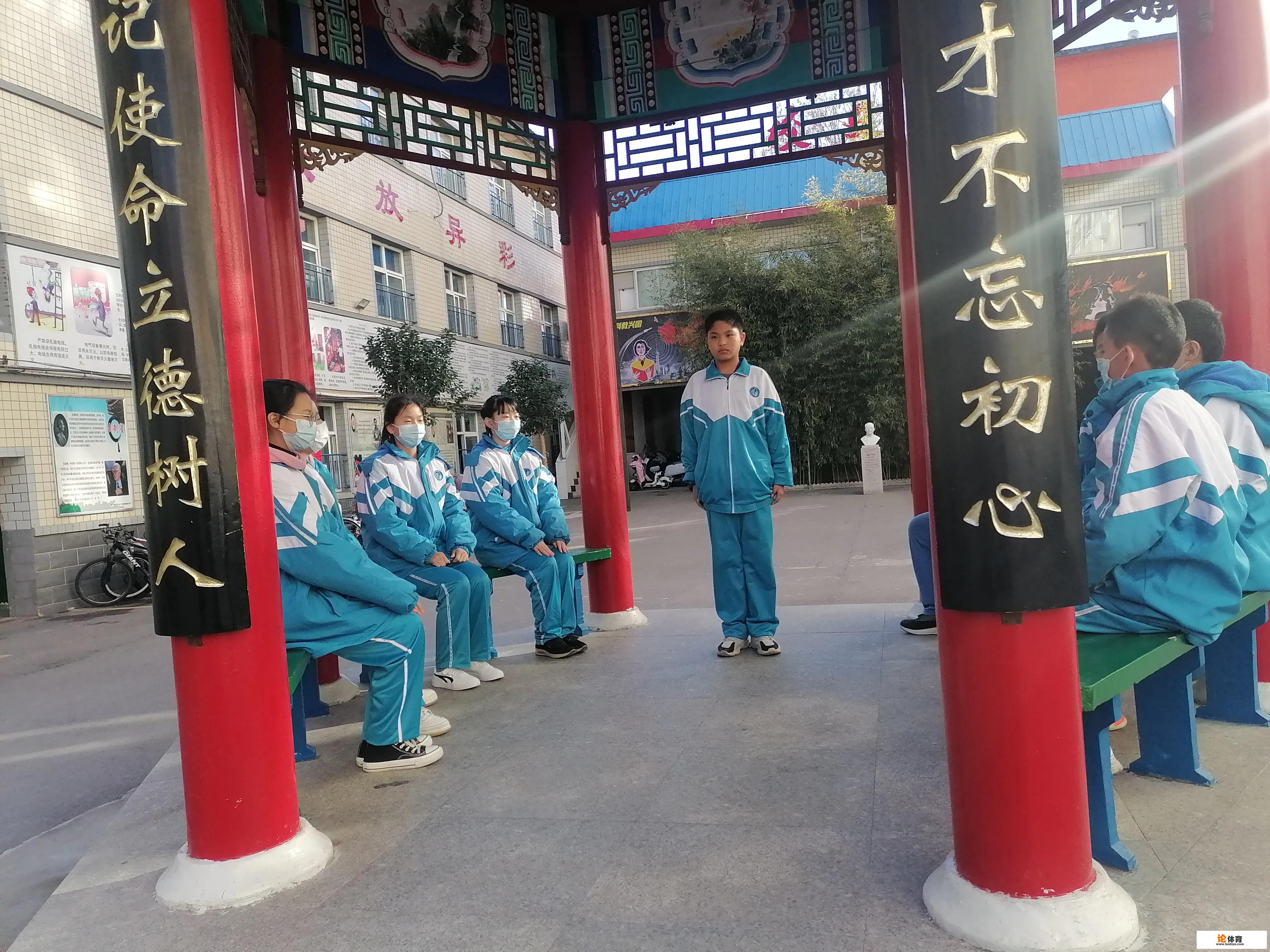 8090的回忆，小时候接电视的卡带游戏你能记住哪个