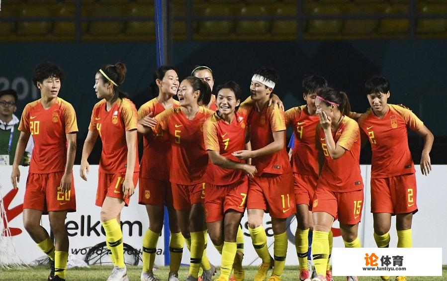 为什么有些在网上支持女足的人不去现场看女超联赛