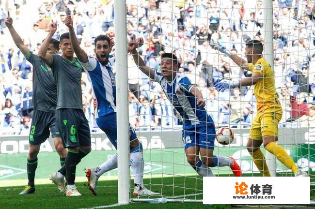 武磊西甲第三球到来，进球之后疯狂脱衣庆祝，如何评价这个进球