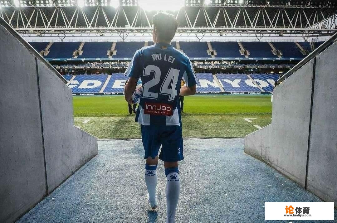 武磊登陆西甲的首个赛季,用实力证明了自己,他是否已经实现了从青铜到王者的逆袭 武磊登陆西甲的首个赛季,用实力证明了自己,他是否已经实现了从青铜到王者的逆袭