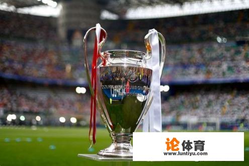 当初李勇鸿为什么要卖掉AC米兰