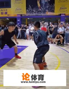 13岁独臂篮球少年引NBA球员点赞，他为什么会能一夜爆红呢