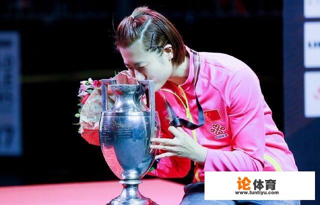 世乒赛女单首秀,丁宁比赛遇尴尬忘记穿裙子。当时到底怎么回事 世乒赛女单首秀,丁宁比赛遇尴尬忘记穿裙子。当时到底怎么回事