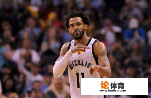 在美媒统计的NBA新赛季薪资排名中，杜兰特未进前10，库里高居第一，对此你怎么看