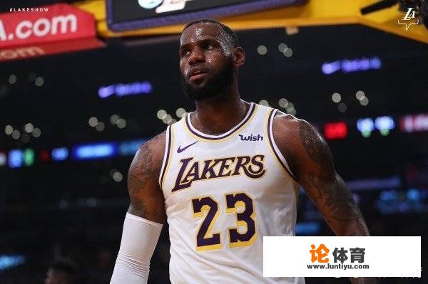 NBA的常规赛得分，季后赛得分，总决赛得分的总和分排名怎样