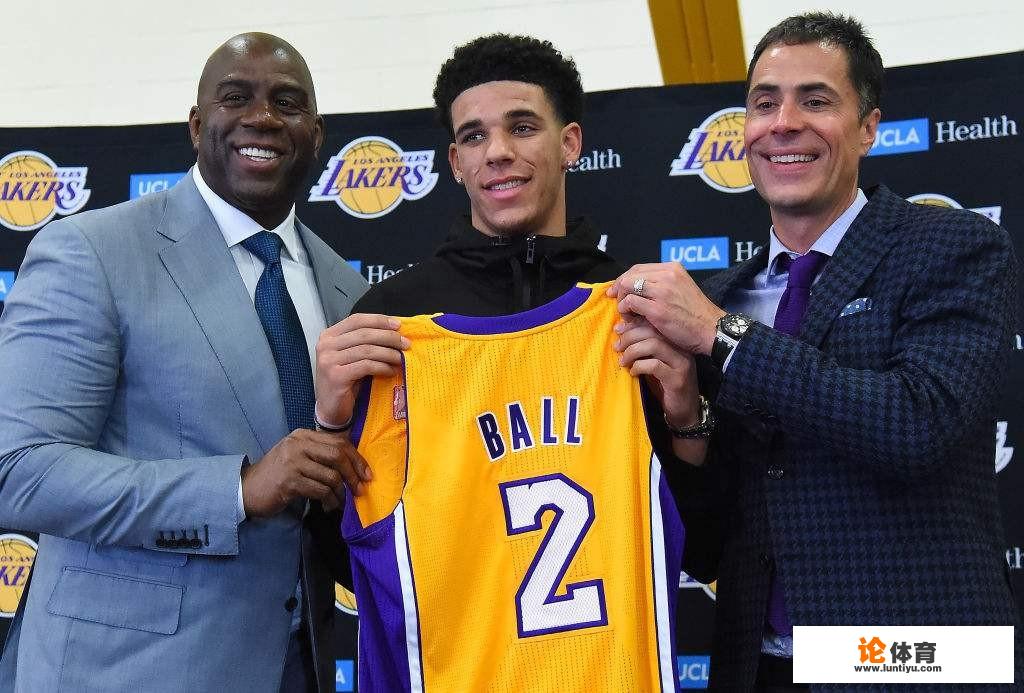 “球爹”表示自己儿子会比詹姆斯先赚到10亿美元,你认为可能吗 “球爹”表示自己儿子会比詹姆斯先赚到10亿美元,你认为可能吗