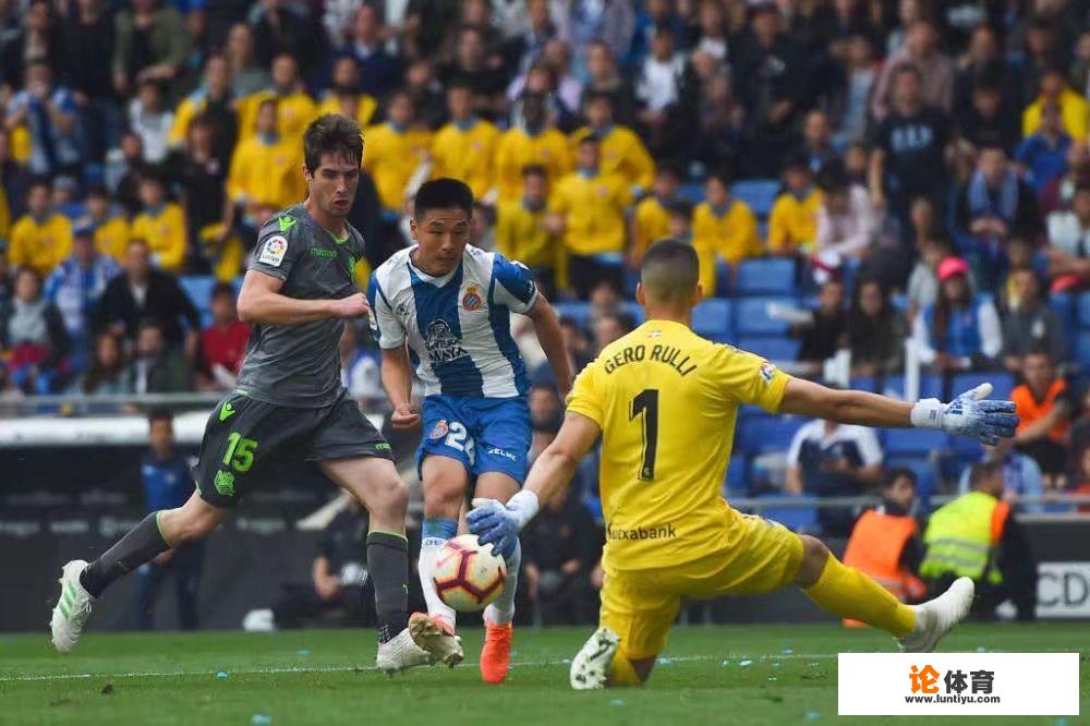 西甲收官战-武磊上半场头球中柱进球被吹，下半场单刀赴会射入西甲第三球。你怎么看