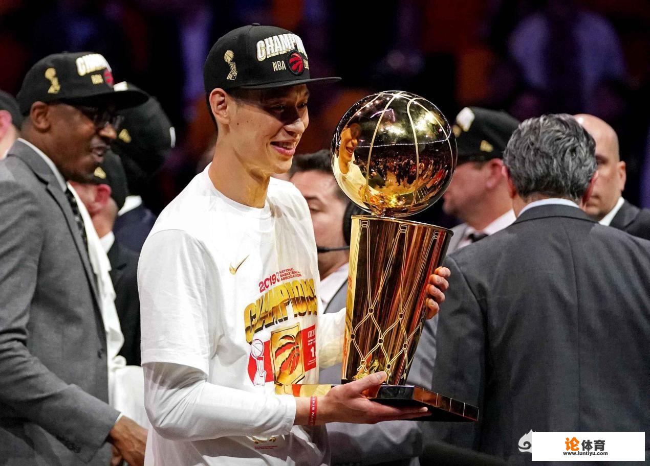 林书豪夺冠后被指躺赢总冠军,周杰伦亲自回击键盘侠引热议,你怎么看 林书豪夺冠后被指躺赢总冠军,周杰伦亲自回击键盘侠引热议,你怎么看