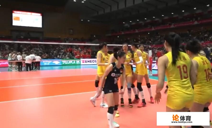 正在日本举行的2019年女排世界杯比赛中,怎么一直不见排球啦啦队的表演?你怎么看?_荷兰女子裸体沙滩排球比赛 正在日本举行的2019年女排世界杯比赛中,怎么一直不见排球啦啦队的表演?你怎么看?_荷兰女子裸体沙滩排球比赛