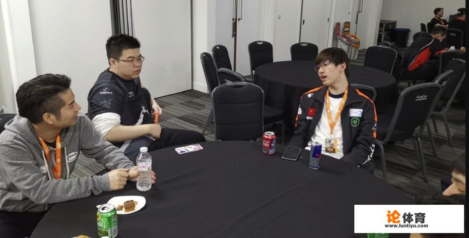 绝地求生职业联赛:17兽场均伤害“六脉神剑”PK韦神“七伤拳”引热议,这是什么梗?_绝地求生枪比赛 绝地求生职业联赛:17兽场均伤害“六脉神剑”PK韦神“七伤拳”引热议,这是什么梗?_绝地求生枪比赛