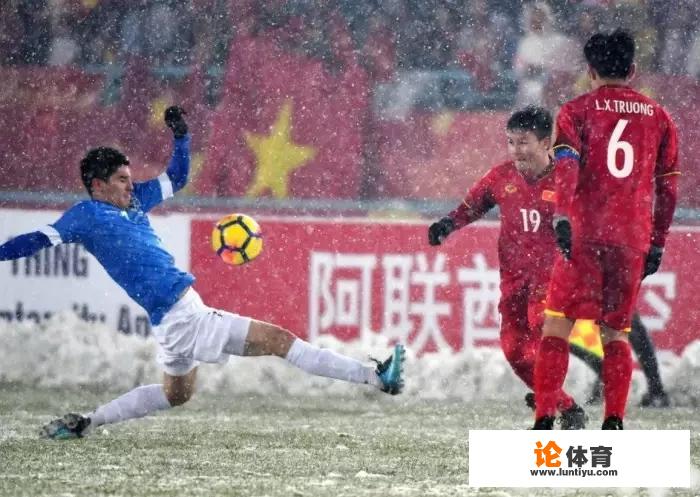 U23亚洲杯结束，亚足联官员说为什么大雪天要坚持比赛：“我们受够了”，你怎么看？_德甲变色是啥意思啊