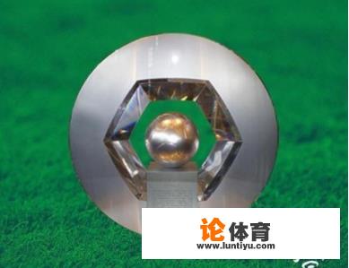 法甲冠军奖杯是什么样的?_法甲传统 法甲冠军奖杯是什么样的?_法甲传统