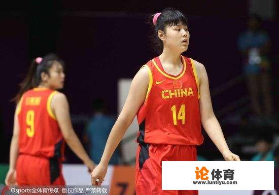 李月汝的身高是多少？在女篮里如何呢？_女生怎么打进wcba