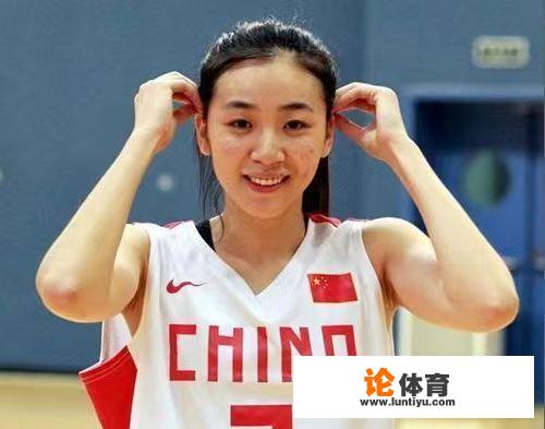 女篮赵爽近照？_wcba 颜值担当