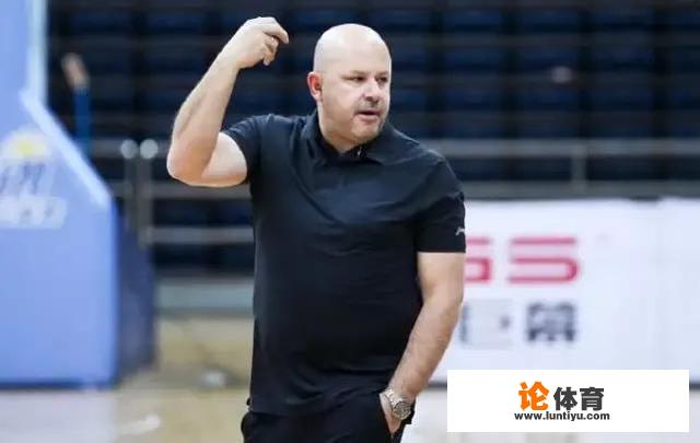 北京首钢全华班阵容出炉！阻击广东宏远，秦晓雯能否如愿总冠军？_cba复赛全华班名单