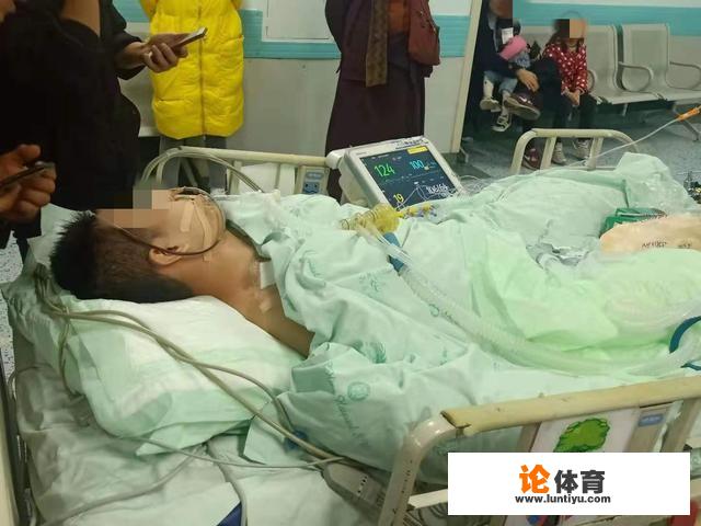 如何看待大学生为240元参加拳赛被打死?如此拳赛要被追责吗?_田径比赛报名被骗 如何看待大学生为240元参加拳赛被打死?如此拳赛要被追责吗?_田径比赛报名被骗