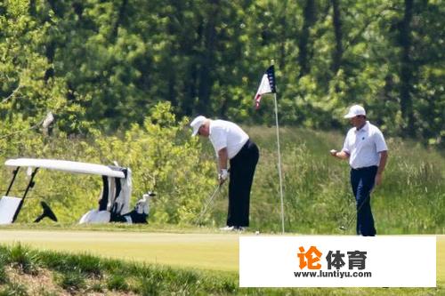 美国新冠死亡人数近10万，特朗普去打高尔夫，如何评价？_网球比赛获奖简讯