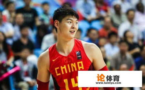 王哲林是球队首位老板兼球员，为何会拒绝NBA？_王哲林为什么不去nba