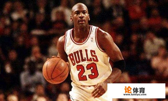 1993年总决赛,乔丹场均41.0分夺FMVP,巴克利和皮蓬数据又如何呢?_nba总决赛个人最高得分 1993年总决赛,乔丹场均41.0分夺FMVP,巴克利和皮蓬数据又如何呢?_nba总决赛个人最高得分