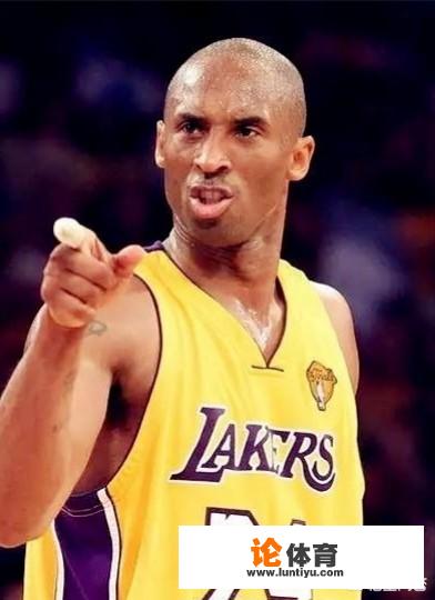 为何有些NBA球员几乎都不正眼看拉拉队表演?_nba绿帽 为何有些NBA球员几乎都不正眼看拉拉队表演?_nba绿帽