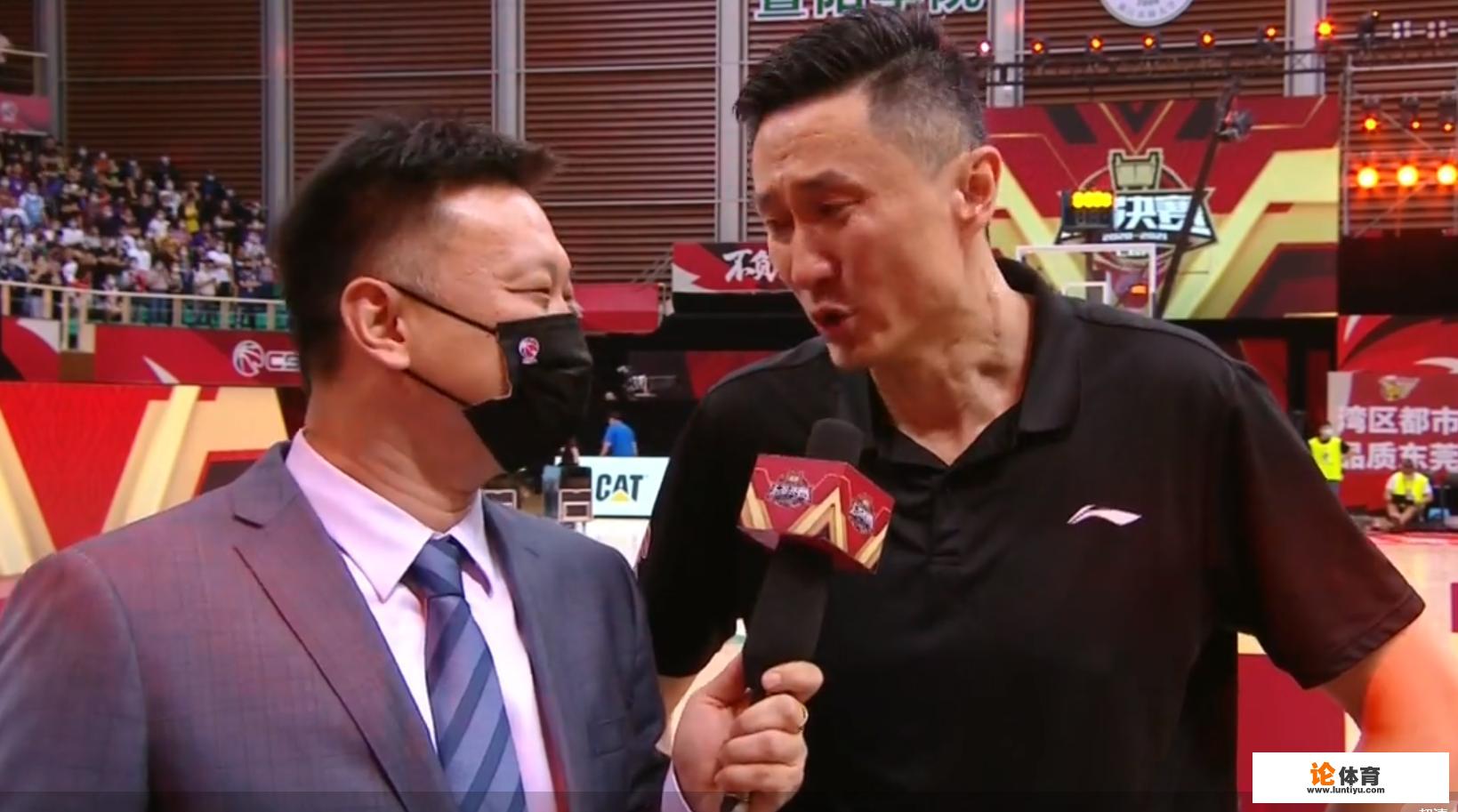 广东登顶CBA总冠军舞台，教练杜锋为什么会泪洒洗现场呢？_广东夺cba总冠军杜锋