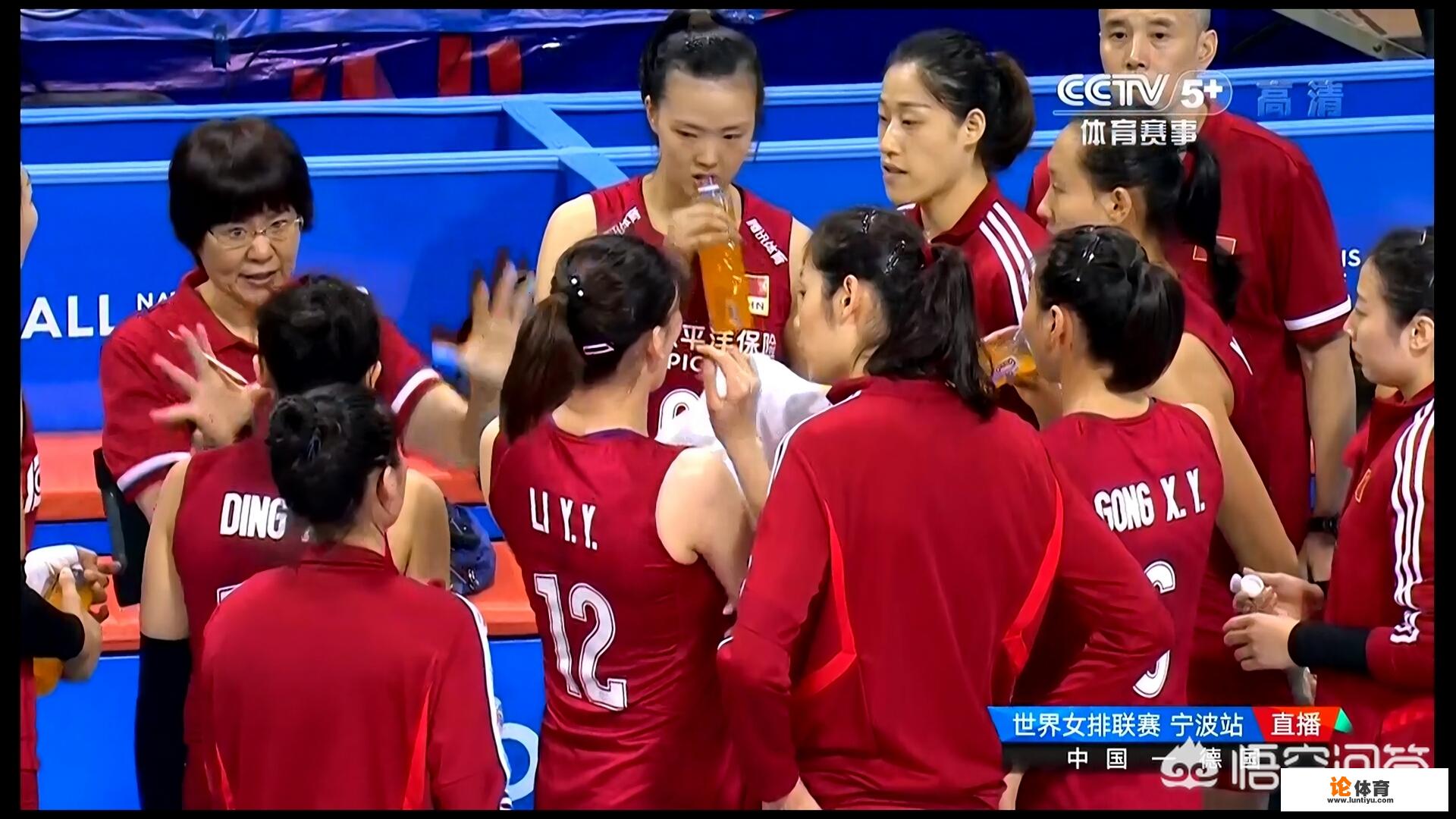北仑中德女排之战，中国队3:0吊打德国，朱婷丁霞未换衣服，这是实力碾压吗？_2019中国德国排球比赛