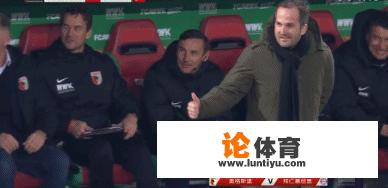 德甲赛场40年未遇!拜仁对阵奥格斯堡的比赛中,格雷茨卡开场13秒打进乌龙球,你怎么看?_球与路德甲24轮印象 德甲赛场40年未遇!拜仁对阵奥格斯堡的比赛中,格雷茨卡开场13秒打进乌龙球,你怎么看?_球与路德甲24轮印象