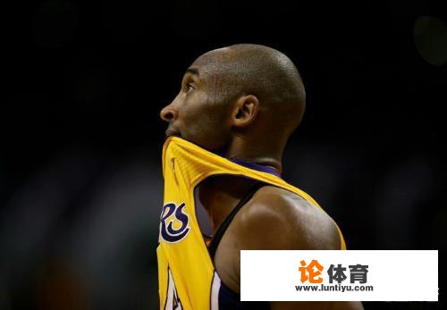 NBA历史上有没有一场比赛同时两个人得分50+？_nba圣诞大战2013