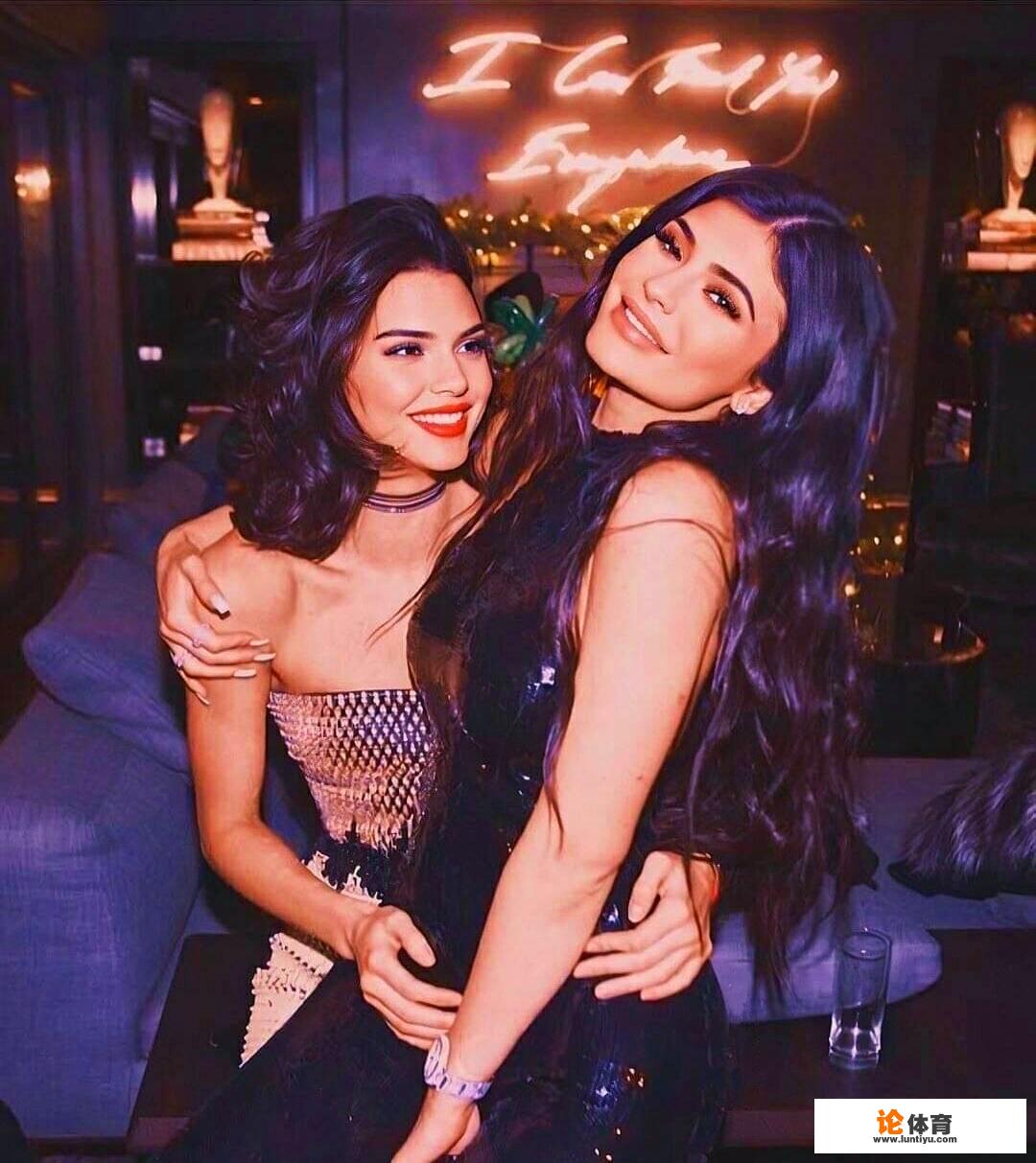 经常和NBA打交道的卡戴珊姐妹中,凯莉·詹娜被称之为“才貌双全”,你怎么看 经常和NBA打交道的卡戴珊姐妹中,凯莉·詹娜被称之为“才貌双全”,你怎么看