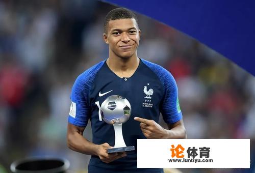 当今足坛90后年轻一代边锋里，除了内马尔外最有潜力的一个是谁