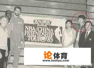 为什么第一个被NBA选中的中国球员宋涛当年没去NBA打球呢?他的现状如何 为什么第一个被NBA选中的中国球员宋涛当年没去NBA打球呢?他的现状如何