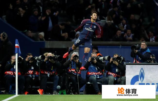 如何看待欧冠赛内马尔2射1传卡瓦尼双响,巴黎7-1胜 如何看待欧冠赛内马尔2射1传卡瓦尼双响,巴黎7-1胜