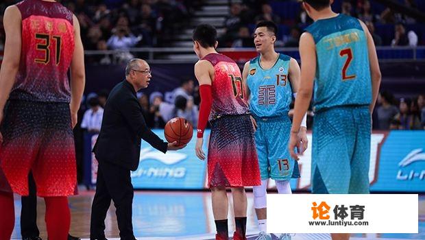 李宁没有为cba球员出签名鞋吗，为什么