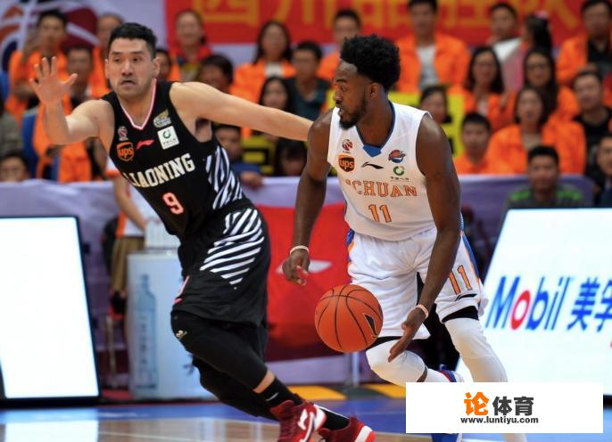 辽宁男篮对阵四川男篮时,为什么辽宁所有球员的球袜是黑色的,有什么寓意吗 辽宁男篮对阵四川男篮时,为什么辽宁所有球员的球袜是黑色的,有什么寓意吗