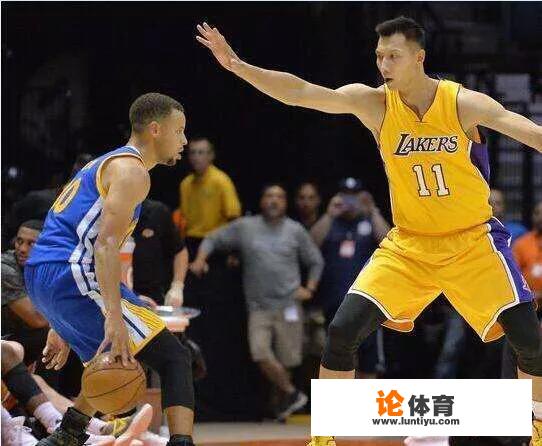 易建联在NBA的表现你认为怎样